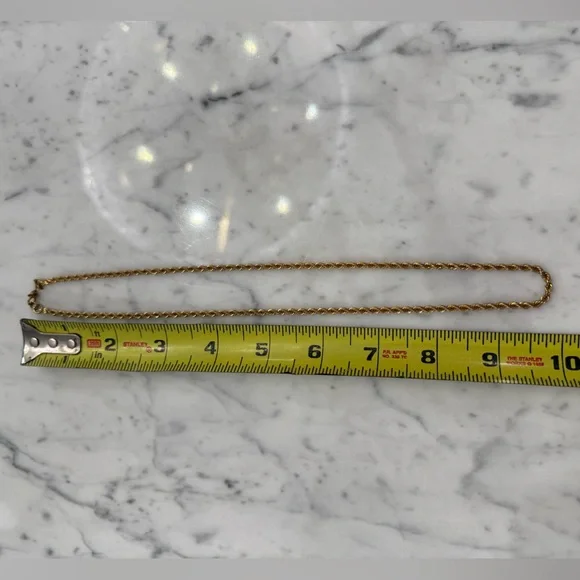 Vintage Monet Signed 20” Twisted Rope Gold Chain Necklace - Picture 4 of 5